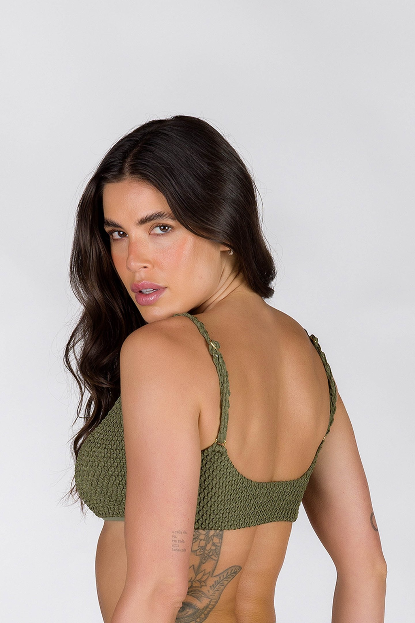 BIQUINI SUTIÃ TOP COM NÓ KARAJÁ