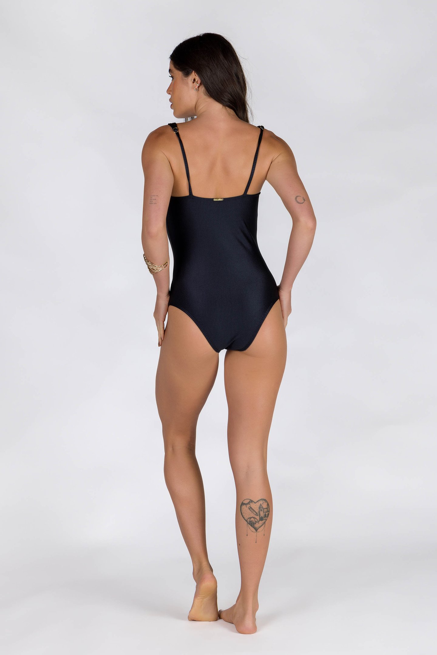 MAIÔ BODY COM DECOTE RETO SEM BOJO ACESSÓRIO NAS ALÇAS