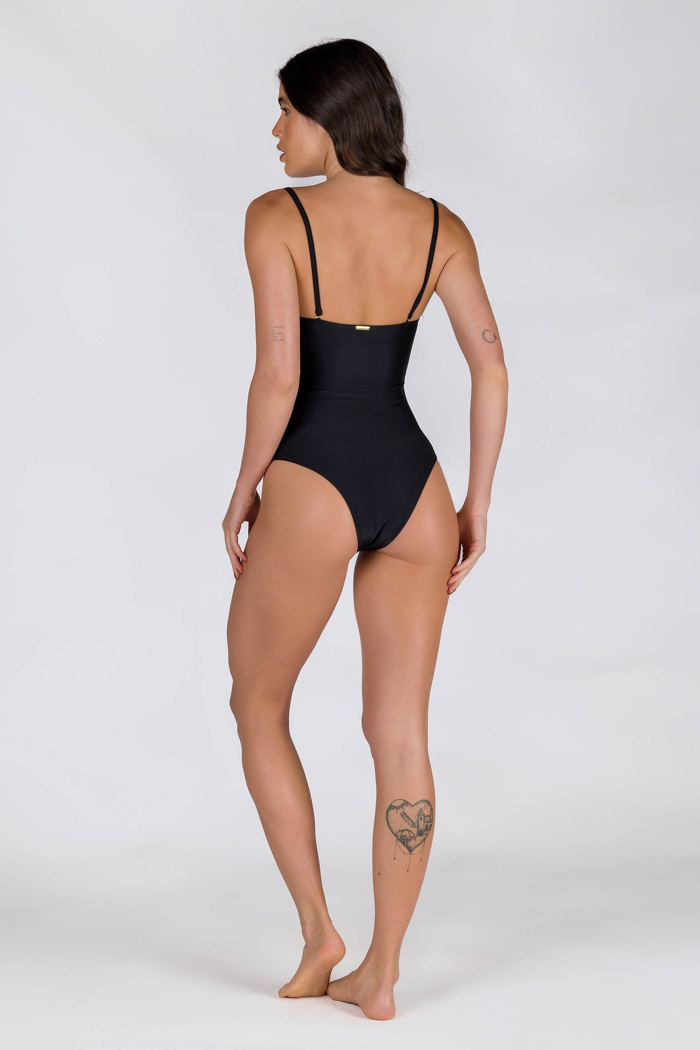 MAIÔ BODY COM RECORTES E ALÇAS REMOVÍVEIS